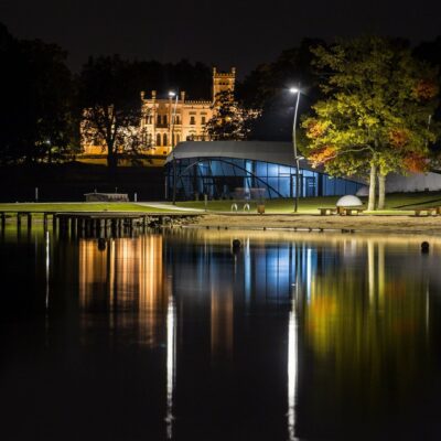 Alūksne New Palace in night