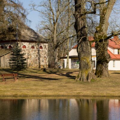 Manors and castles in Latvia